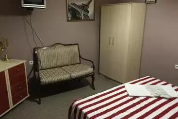 Hotel Taç Home