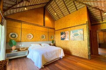 Отель Bobz Boutique Resort