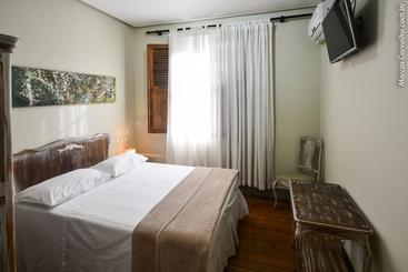 هتل Estalagem Do Café