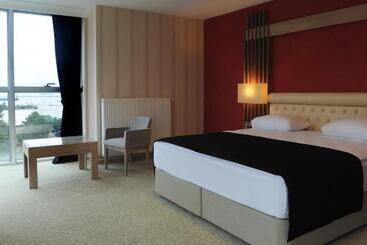 Aamiaismajoitus (B&B) Neba Royal