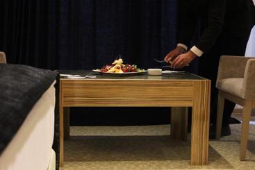 ベッドアンドブレックファースト Neba Royal