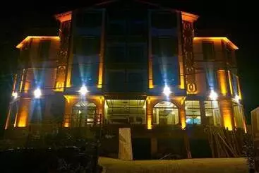 Hotel Mersu A La