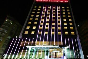 בית מלון כפרי Mitannia Regency