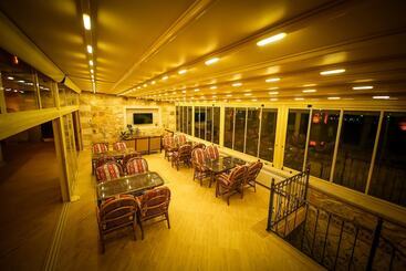 Bed and Breakfast Hikmet's House