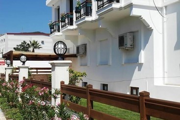 ベッドアンドブレックファースト Nemrut Bay Otel