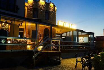 Nocleg ze śniadaniem Nemrut Bay Otel