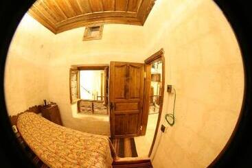 تختخواب و صبحانه Turkmen Konagi