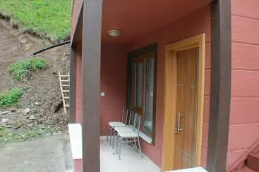 Uzungol Motel