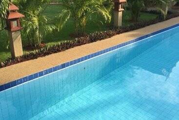 민박 Lyndale Lodge