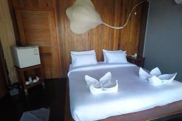 Ao Muong Beach Resort