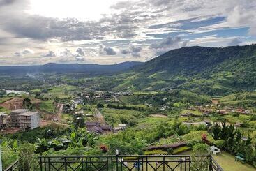 Bed and Breakfast Tonkho At Home