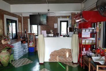 ベッドアンドブレックファースト Tonkho At Home