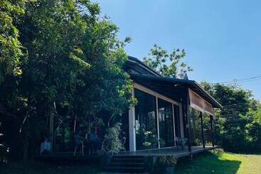 Отель Bualinn Resort