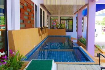 هتل Na Tubthieng Boutique Resort Trang