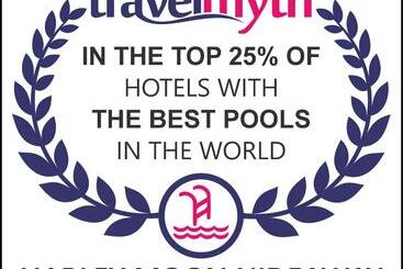 Resort Otel Red Moon Hideaway