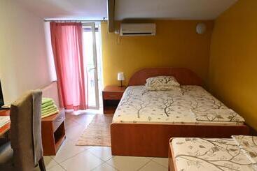 Bed & Breakfast Apartments Imper Imd