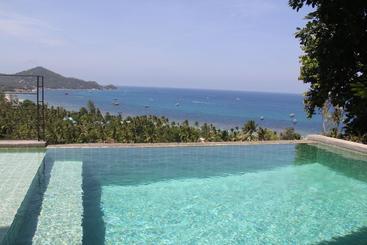 ツーリストアパートメント Anankhira Villas