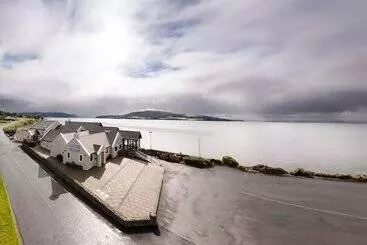 Hotel The Waters Edge