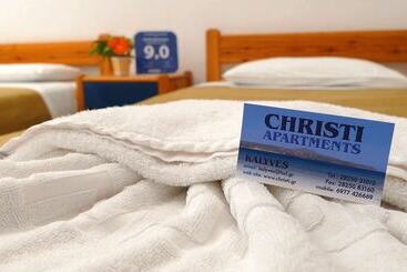 ツーリストアパートメント Christi Apartments