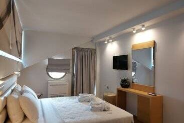 ホテル Epavlis Eleftheriadi