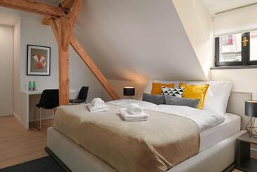 هتل Penzion Thalleruv Dum