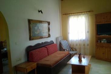 ホテル Sipsas Villas