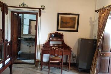 Отель Rangniwas Palace