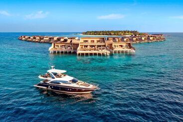 The St. Regis Maldives Vommuli Resort
