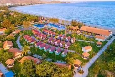 Ttc Resort Ninh Thuan  Unlimited Access To Water Park