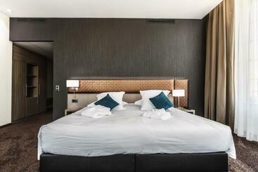 ホテル Les Jardins Du Mess