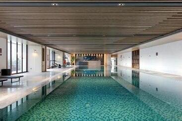 Dongguan Dongcheng International Hotel Free Shuttle Bus To Canton Fair Exhibition Center During Ca