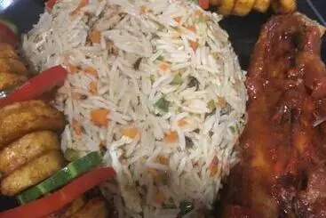 Pinkish By Riava Bed & Breakfast Abuja