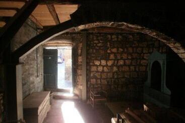 민박 Inter Artes Prestige House And Luxury Suite