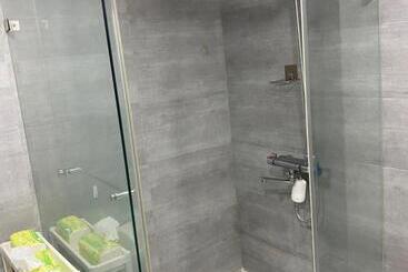 پانسیون Ez Stay