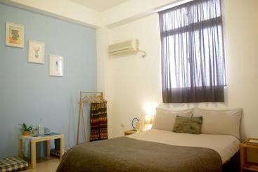 Hostel Lazy House