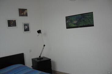 민박 Chez Robert Et Catherine