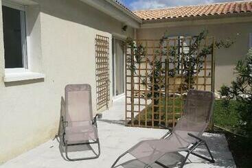 پانسیون L Hacienda