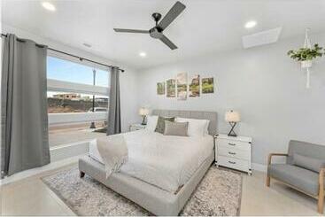 Pensione Desert Hideaway