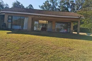 پانسیون Platinum Villa Guest House