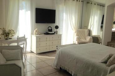 Apartamenty turystyczne Les Muscades