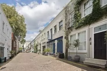 کلبه Amazing South Kensington Mews House By Underthedoormat
