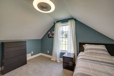 Сельский дом Fombell Home W/ Private Deck: 36 Mi To Pittsburgh