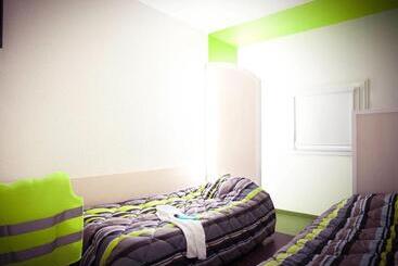 Tip Hotel Cambrai Ex Hotel F1