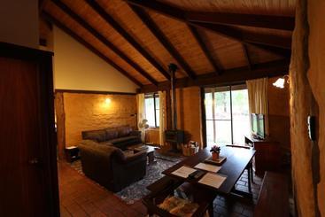 酒店 Treenbrook Cottages