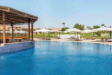 هتل PickalBatros Luxury Suites