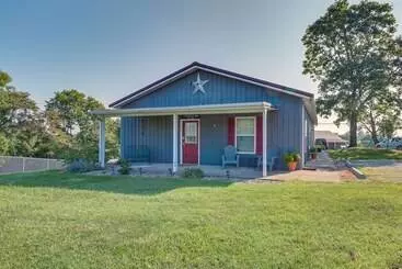 コテージ Kentucky Retreat Near Williamstown Lake!