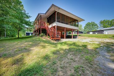 Landhus Rustic Russell Springs Home Near Marina & Lake!