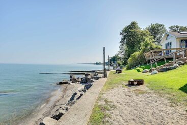 Scenic Geneva Cottage W/ Lake Erie Beach Access!