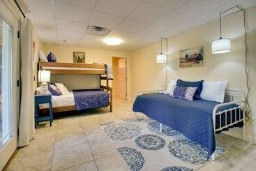 Landhus Spacious Home Near Norfork Lake W/ Wraparound Deck