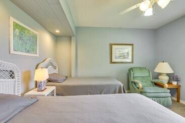 コテージ Waterfront Lake Placid Home W/ Yard & Boat Launch!